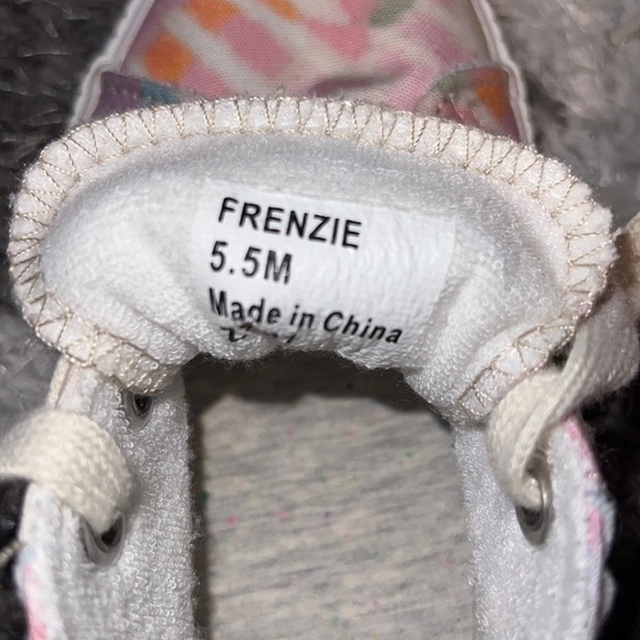 NWOT Tie Dye Blowfish Shoes 5.5 - Picture 2 of 5